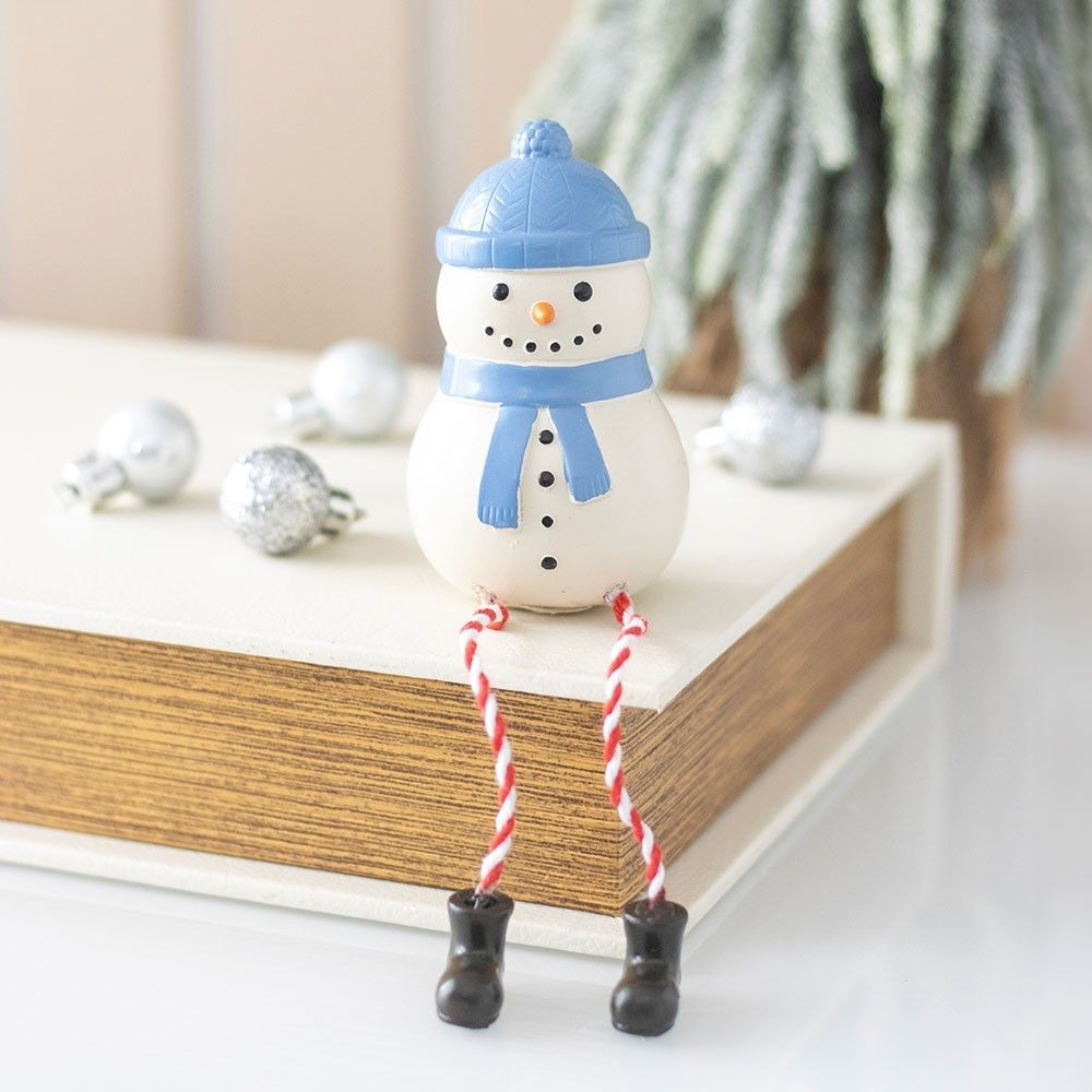 Something Different - Winter Snowman Shelf Sitter Ornament - Multicolours